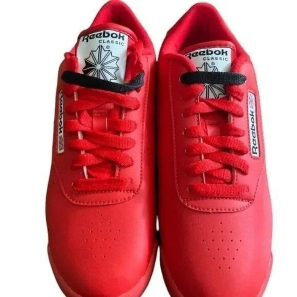 Reebok Womens Classic shoes Red/white Lace Up Low Top Sneakers Shoes Size 6.5